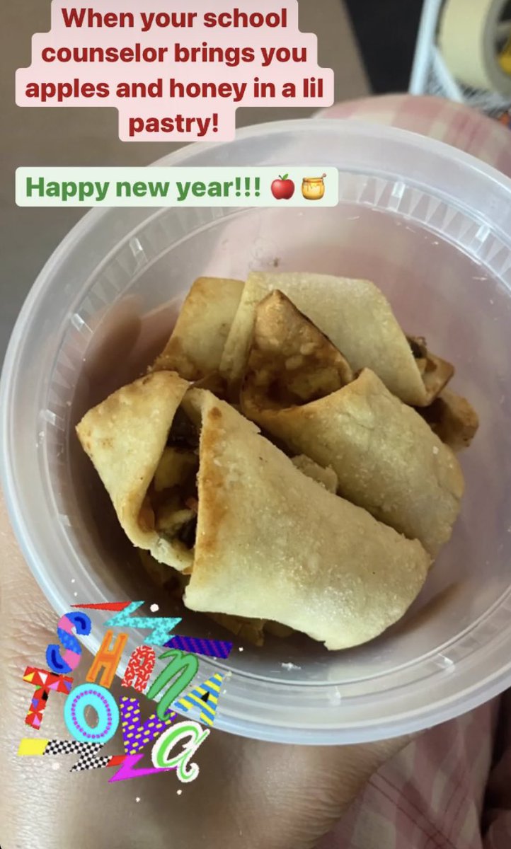 Happy New Year to all who celebrate!! To a sweet new year🍎🍯