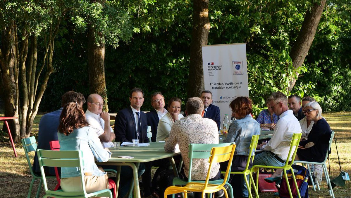 Aujourd’hui avec l’<a href="/ademe/">ADEME</a> à <a href="/Angers/">Ville d'Angers</a> pour rencontrer des bénéficiaires de #FranceRelance dans le <a href="/Maine_et_Loire/">Département Maine-et-Loire</a> : 

👉 Global Recov : 729k€ de financement (soit 43% de leur nouveau projet)
👉 REVISIT : 73k€ (43% du projet)
👉 La Turmelière : 35k€ (57% du projet)