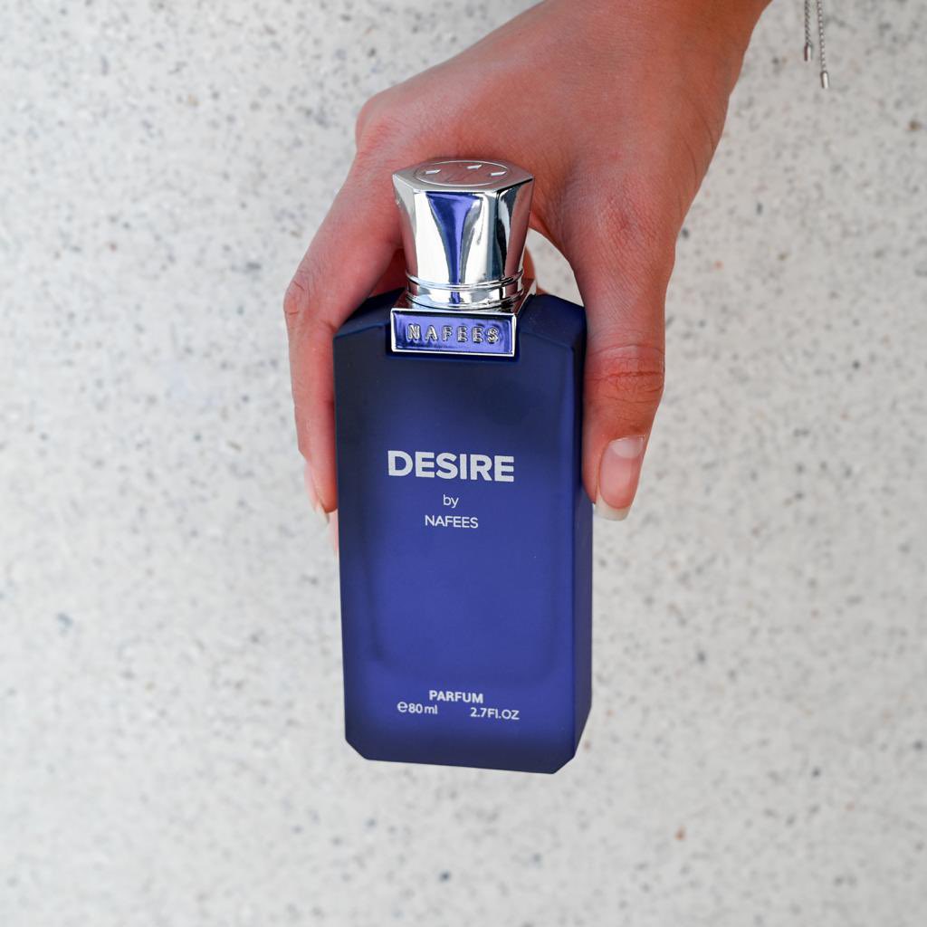 DESIRE 
الخزامى والزنبق مع أخشاب الورد والعنبر مع الفانيلا .
80 مل