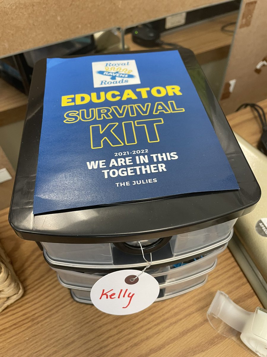 KellyLamersRRPS's tweet photo. Great first day back! I have really missed teaching in person and being with such wonderful coworkers and students, who make Royal Roads the best place to be! https://t.co/SblfOGGdLi
