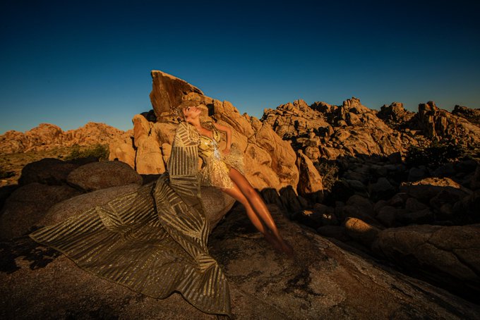 So greatful to show my roots in middle eastern culture sending much love, strength, support to the Middle<a href="/tag/farrahabraham"class="tags"><span>#farrahabraham</span></a><a href="/tag/bekind21"class="tags"><span>#bekind21</span></a><a href="/tag/lofficielarabia"class="tags"><span>#lofficielarabia</span></a><a href="/tag/ab"class="tags"><span>#ab</span></a>