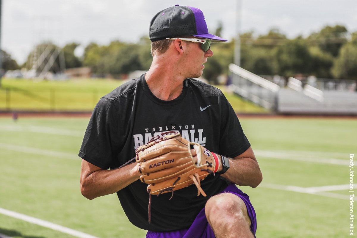⚾️ 𝗙𝗮𝗹𝗹 𝗕𝗮𝗹𝗹 𝗵𝗮𝘀 𝗮𝗿𝗿𝗶𝘃𝗲𝗱 😈

#TexanNation