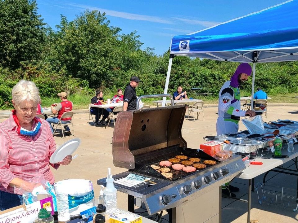 Melissa Atkins (@missee325) on Twitter photo Labor Day cookout <a href="/2870Store/">Lowe's 2870</a> Huge shout out to Chris J. for cooking all the amazing food! We even had a special appearance from Buzz Lightyear <a href="/ChrisSettle9/">Chris Settle</a> Labor Day cookout <a href="/2870Store/">Lowe's 2870</a> Huge shout out to Chris J. for cooking all the amazing food! We even had a special appearance from Buzz Lightyear <a href="/ChrisSettle9/">Chris Settle</a>