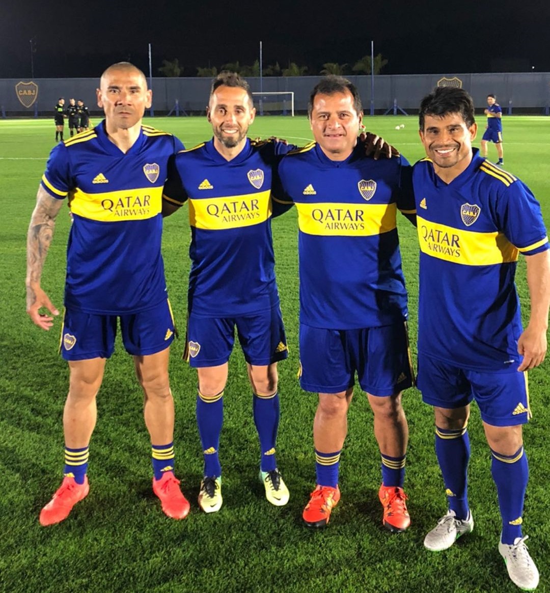 Fichajesdefpc_'s tweet photo. Salió picadito 💙💛💙 https://t.co/ZjyZl8n4dD