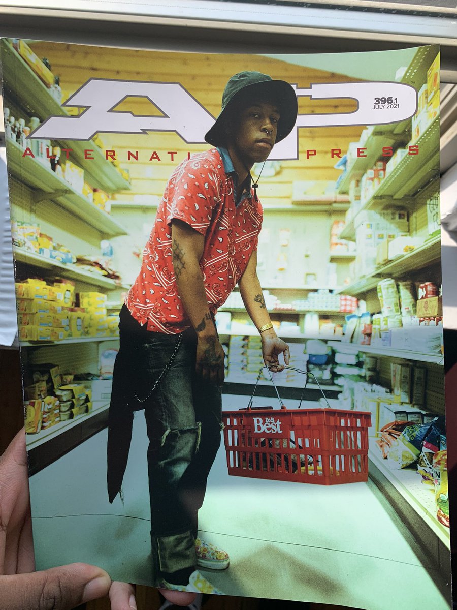CRASHprez's tweet photo. #INVOICEBOYZ ALERT! 🚨🚨🚨

i got MY first mag cover by talking to my friend for HIS first mag cover…

@KennyHoopla in @AltPress july 2021
profile by ME

blessed to watch him grow, and blessed to document this glow.
🖤🐺🏁🏴‍☠️ https://t.co/VN9BBxgGLo
