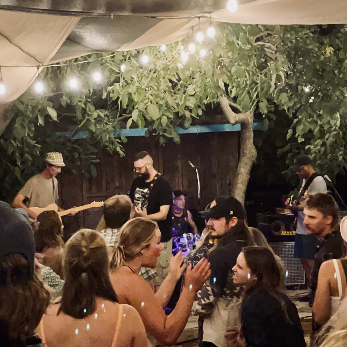 abandontheory's tweet photo. We had such a wonderful time @marcoscafepizza and want to thank everyone that came out to party with us!!! #OriginalMusic #NorcalBand #SupportLocalArtists #DanceMusic #danceband https://t.co/DcqQjA17Vt
