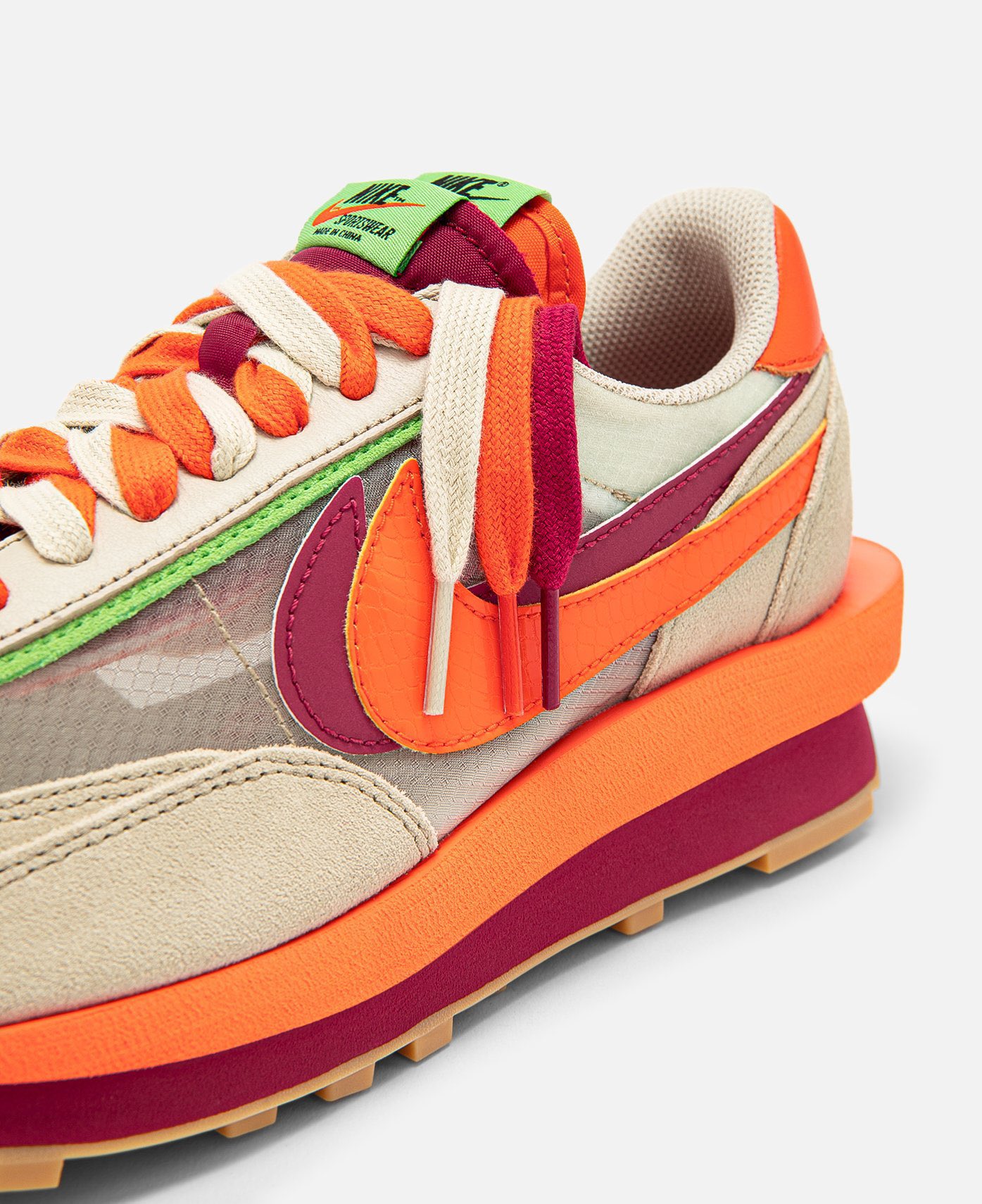 Nike sacai deals ldv raffle