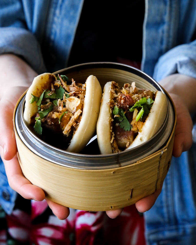 WE GOT SOME NICE BUNS 🍑