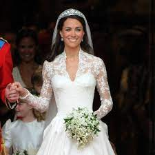 artbyskym's tweet photo. The look of #Truelove and #Truegreed #Duchess #Wedding https://t.co/JIdf4H7fkn