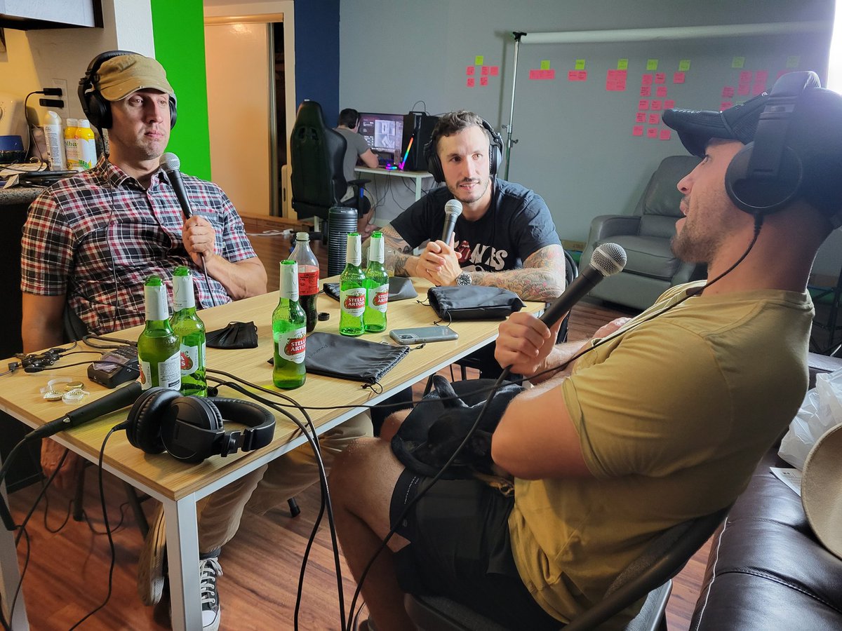 ericrochacomedy's tweet photo. New episode of "Behind the Cork" with @vinnie_falcone now available on Spotify, iTunes and YouTube! @VirziTriplets  @hankerous 
https://t.co/E1QhxfpHLZ https://t.co/2GAlNs8BF7