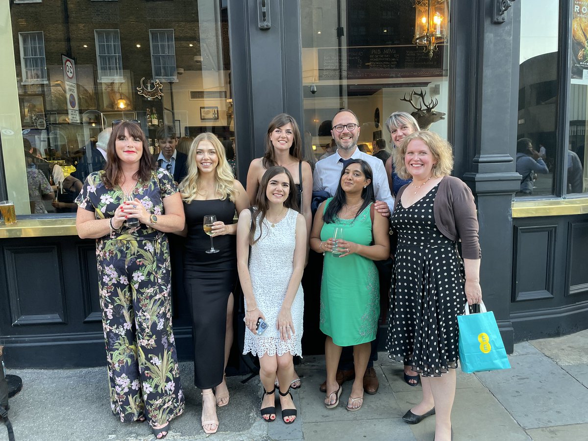 Lovely to meet up with a pack of @UKMoneybloggers ahead of tonight’s #HMAwards21 @MuchMore_Less @thrifty_london @KalpanaFitz @laura_ann_moore @ComplainingCow @HannahDuncan_IC @MrsMummypennyUK
