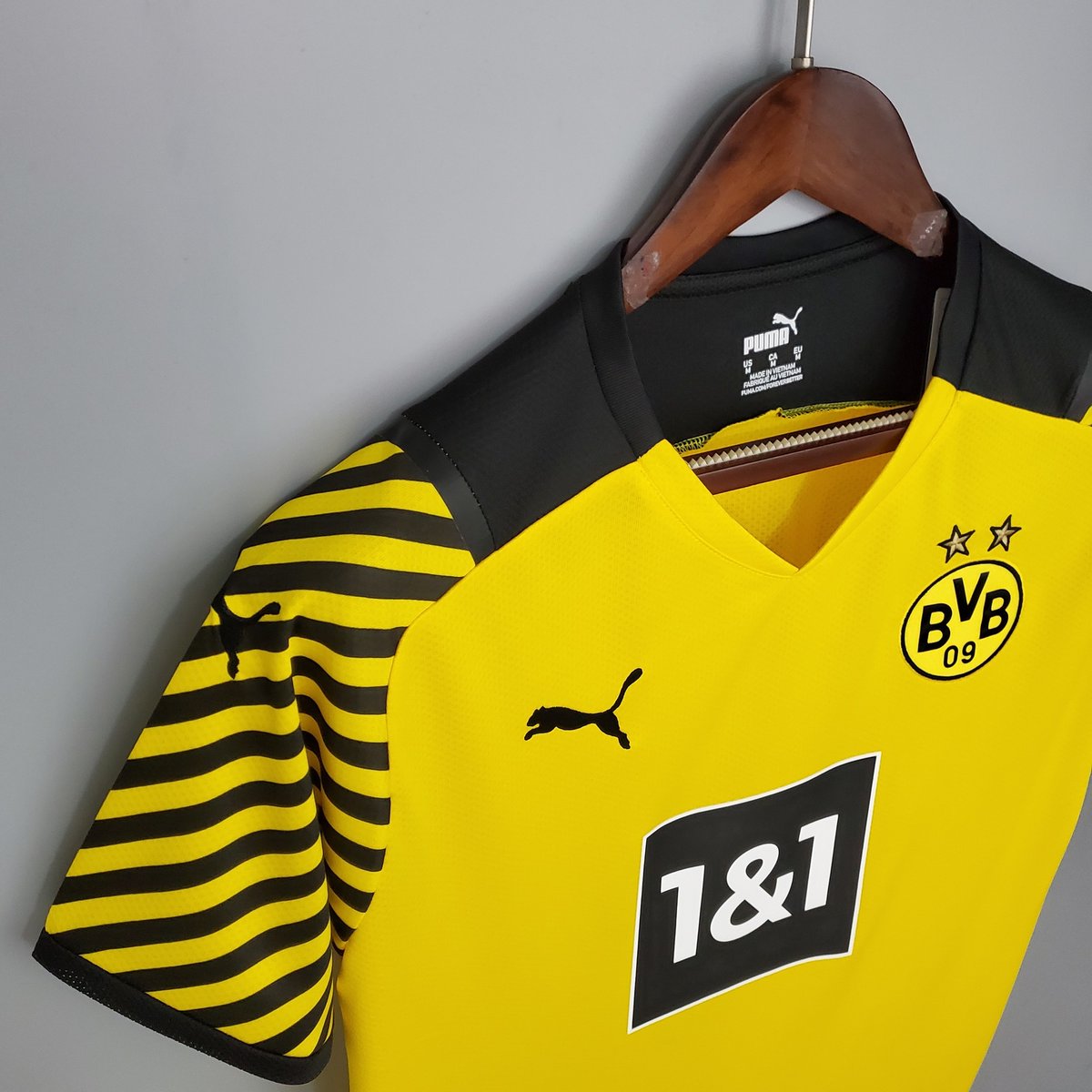 OutletFirst's tweet image. BORUSSIA DORTMUND 21/22 l HOME🔥

💰 Valor:
Personalizada • R$ 149,90
Lisa • R$ 119,90

👕 Tamanho:
• P ao GGG

ADQUIRA A SUA PELO NOSSO WHATSAPP, LINK NA BIO 🔥

#nike #adidas #futebol #tenis #camisa #camisadetime #ucl #champions #novidades #goiânia