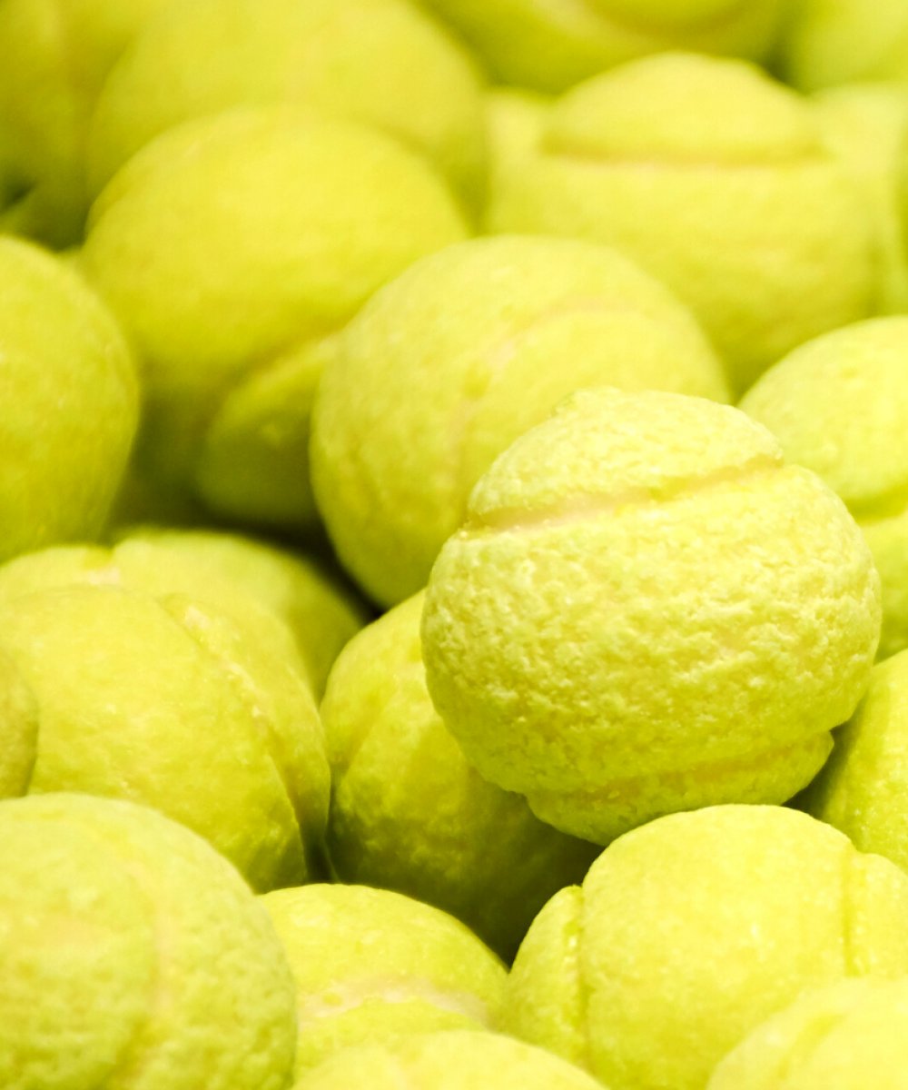 Things are heating up in NYC! To celebrate tennis, we are offering 20% discount on all gumballs with code TENNIS20

#nyc #tennis