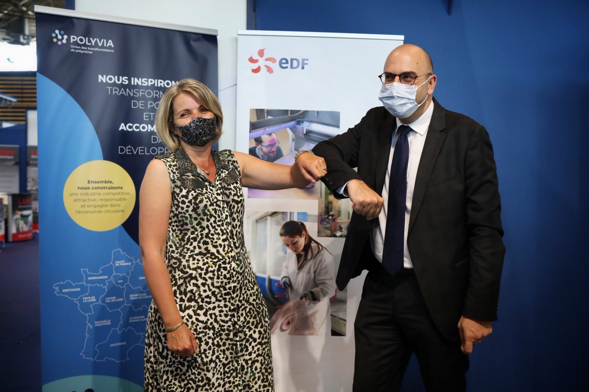 Ravi de signer ce partenariat avec <a href="/PolyviaFr/">Polyvia</a> au salon Global Industrie à #Lyon. Accompagner les industriels de la #plasturgie dans leur #TransitionEnergétique est une opportunité de développement économique et de performance, pour bâtir ensemble le monde bas carbone de demain.