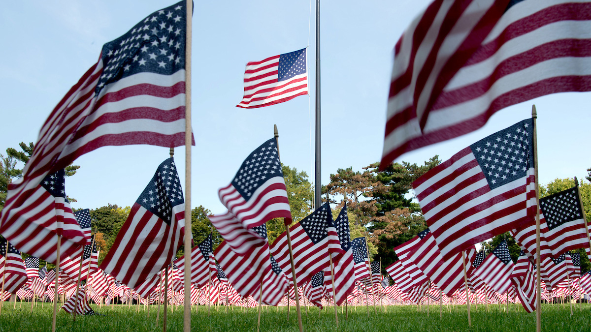 nd_news's tweet image. Notre Dame to commemorate 20th anniversary of Sept. 11 terrorist attacks go.nd.edu/368d54