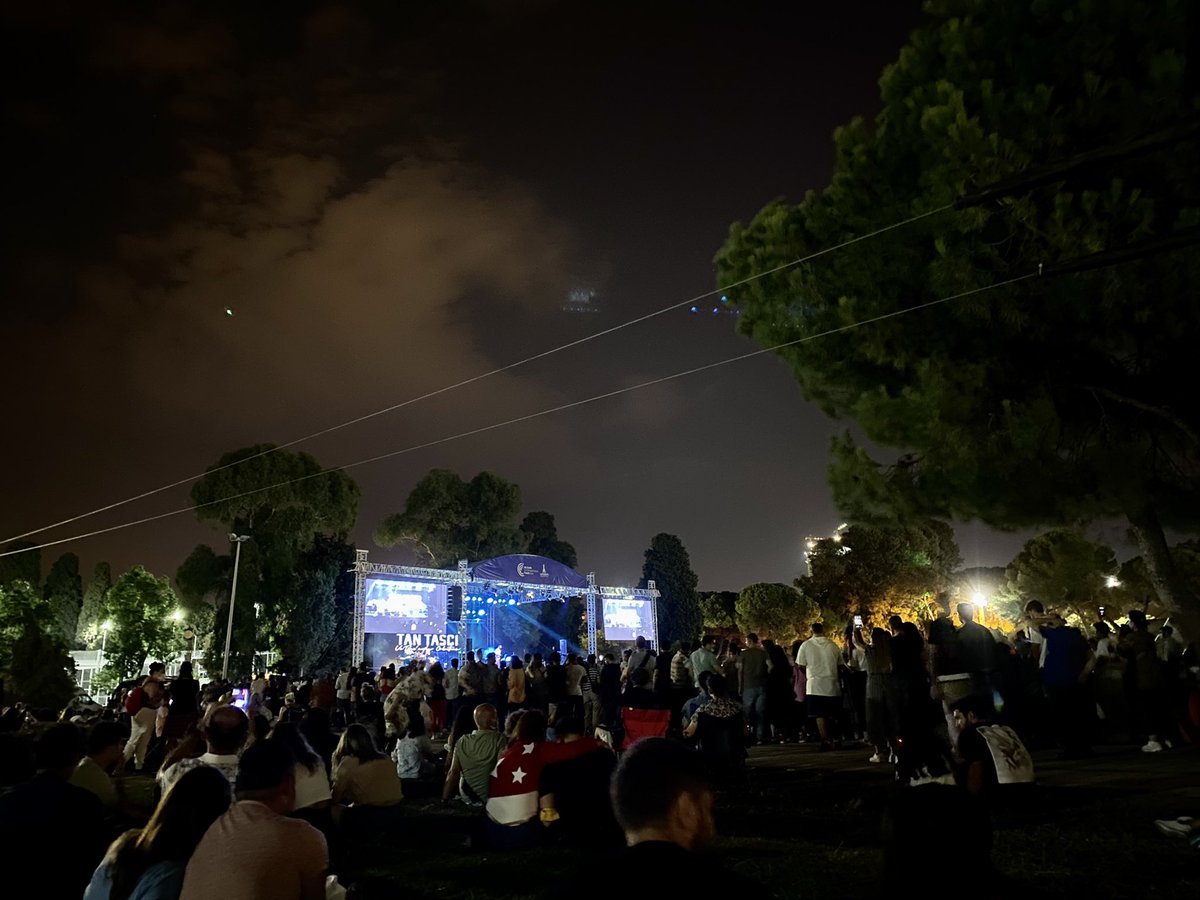 Bir insanın sesi bu kadar mı güzel olur hiç mi detone olmaz??? ❤️ <a href="/TanTasci/">Tan Taşçı</a>