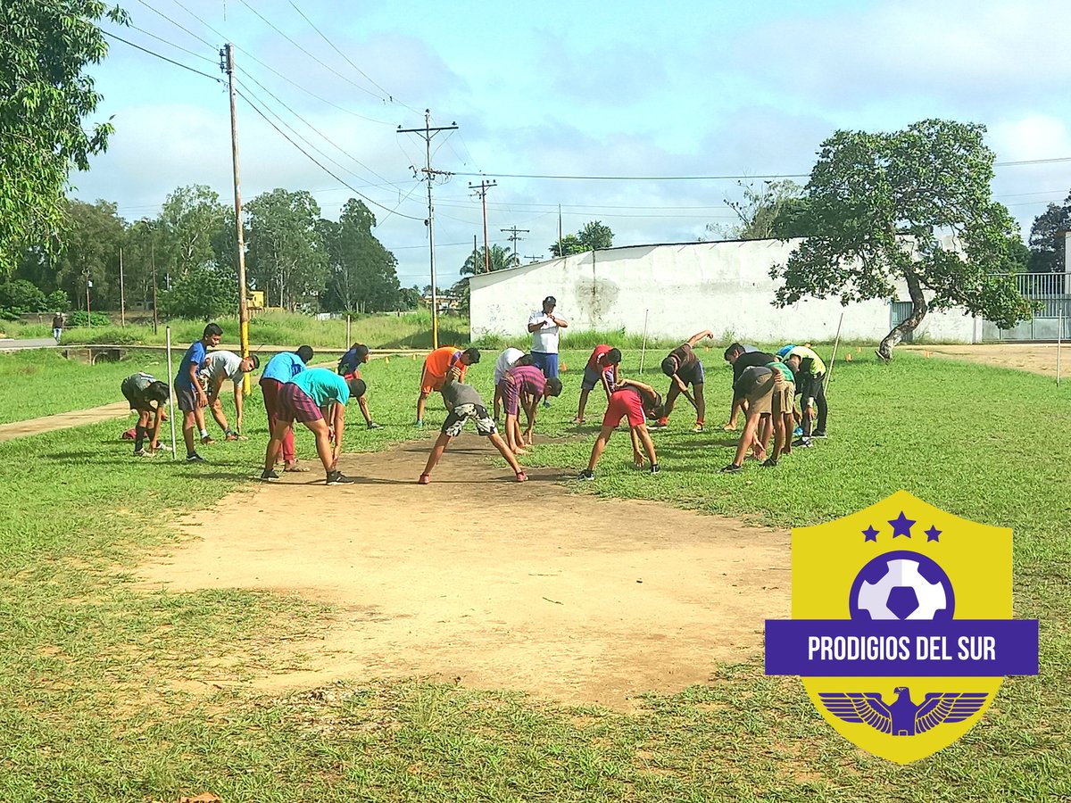 ProdigiosDelSur's tweet photo. Seguimos trabajando
#amoralfutbol 
#yosoyprodigios 
#somosprodigios 
#unidossomosmas 
@AsoFutMonagas 
@morrocucho 
@palco_deportivo 
@futbolconnect https://t.co/0lhmkAiwWP