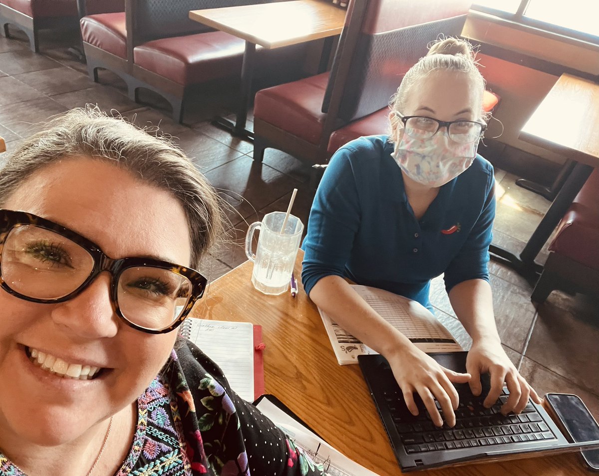 amanda3mckinney's tweet photo. Thank you for your leadership @chelseawatts78 🌻💪🏻🌻Today was an awesome day!!! Watch out world 240 has some momentum going!!! #PreparationAndSupport @Cgravens1 @train3rgirl @taryn_mahaffey https://t.co/8WkEA0ojP8