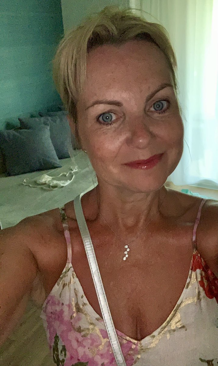 LindB2206's tweet photo. Loving Ibiza 😎☀️#ibiza #sunshinetherapy https://t.co/PI9g2hvPVg