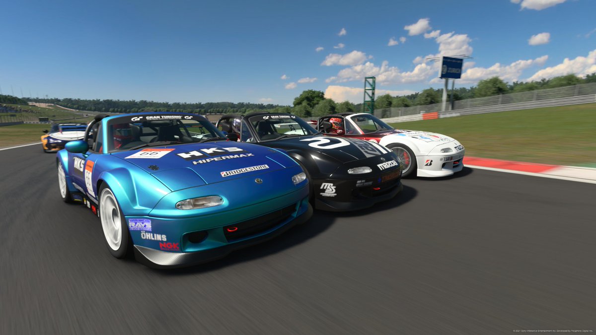 NJCDevelopments's tweet photo. Exceptionally close set of races this evening in the inaugural #TSR Trophy. Driving the MX5's in this heat was a bit of a workout around the 4 circuits. These little cars seem to produce some great racing. Really had to focus to stay in the pack. https://t.co/yIaRrEYDXg