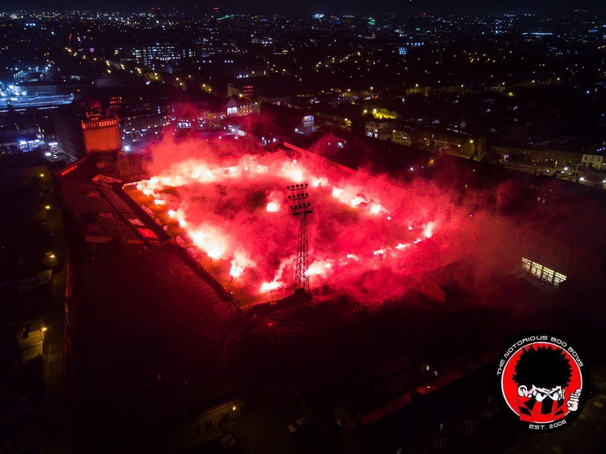 bfcdublin's tweet image. ❤️🖤❤️🖤❤️🖤❤️🖤❤️

What a sight. 😍

Tonight, to celebrate the 120th anniversary of Dalymount Park, the NBB did this! 

131 years of 100% fan-owned football in Dublin City.