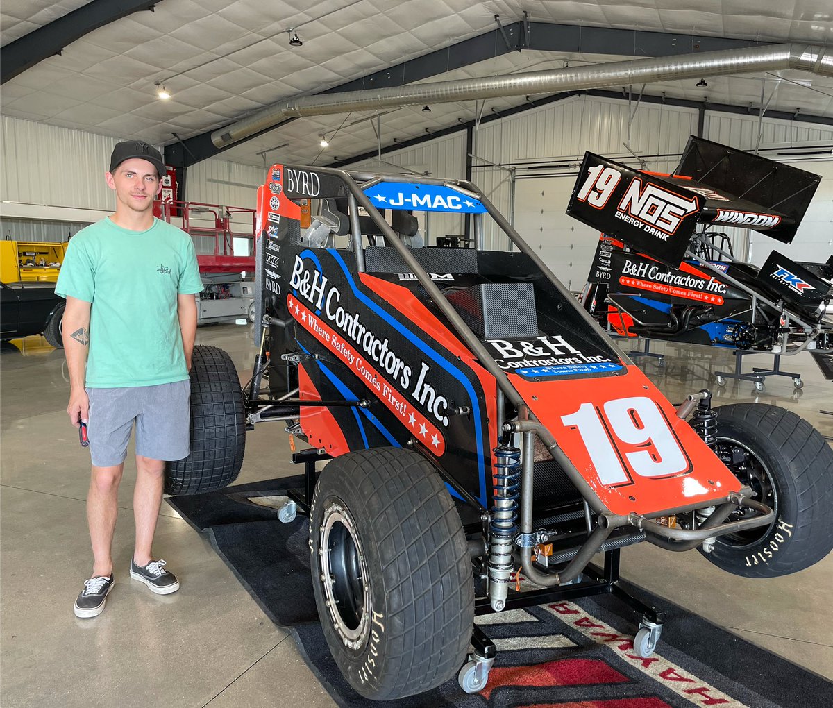 .<a href="/jasonmcdougal69/">Jason McDougal</a> is making his Hayward Motorsports debut this weekend at <a href="/HusetsSpeedway/">Huset's Speedway</a> ! 👏🏼