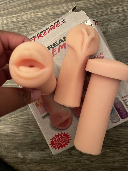 Making an video for the dyi contest on pornhub ❤️ with one show I use ?   Mouth 👄 , anal 💩, or pussy<a href="/tag/columbusoh"class="tags"><span>#columbusoh</span></a><a href="/tag/freakythread"class="tags"><span>#freakythread</span></a><a href="/tag/leakedvideo"class="tags"><span>#leakedvideo</span></a>