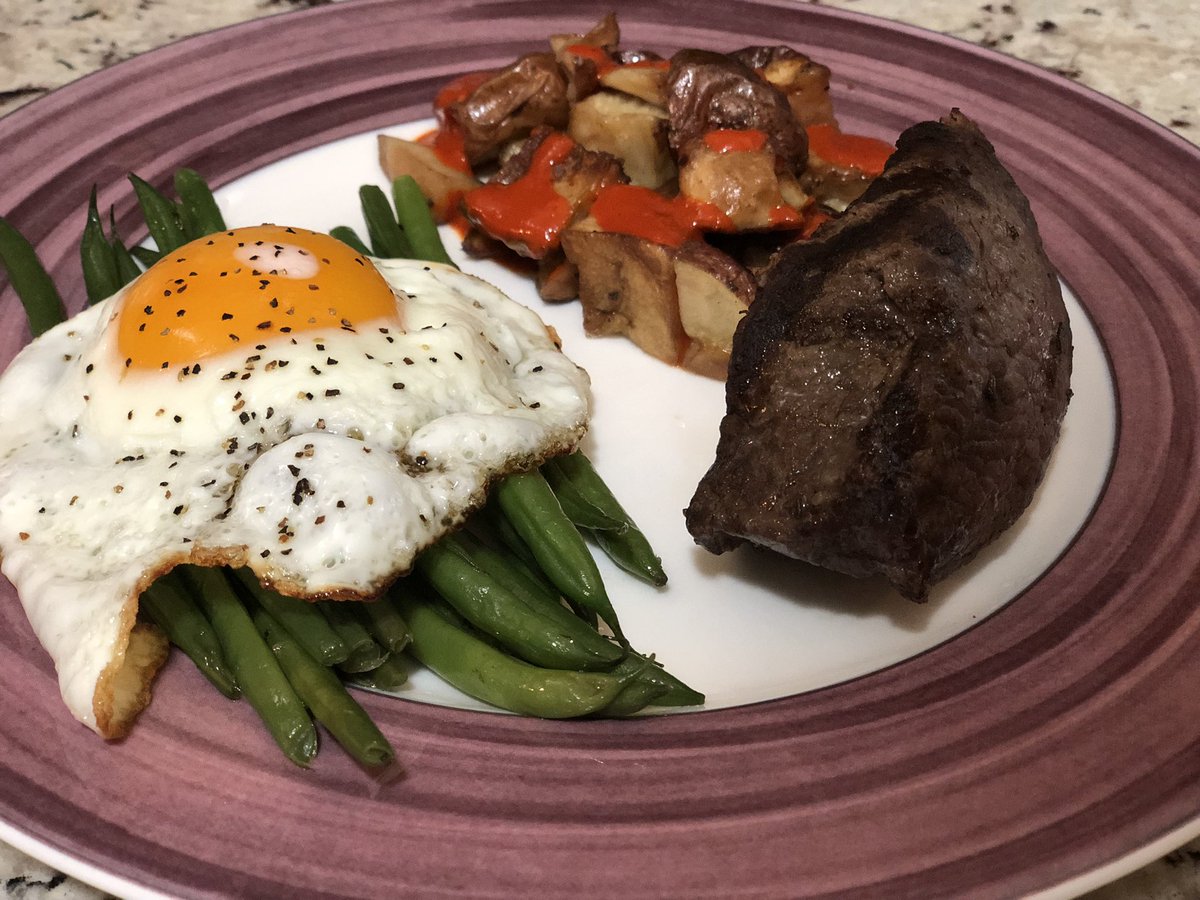 In the middle of an extended wedding season so keeping the meals lean &amp; clean. Exactly 4oz center cut steak with an egg covered pile of green beans and 2oz portion of red potatoes with the “super necessary” <a href="/truffsauce/">TRUFF</a>. Have a great night everyone! <a href="/GamebredFighter/">Jorge Masvidal</a>