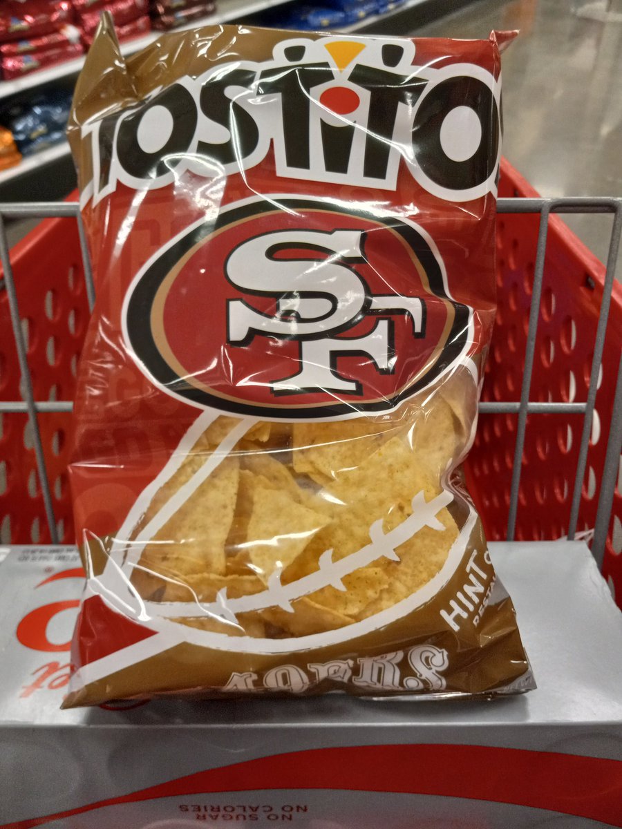 moonlitefire's tweet photo. When I realize this is a normal sight here🤮🤣 #NotInTexas https://t.co/6by9zg0NFT