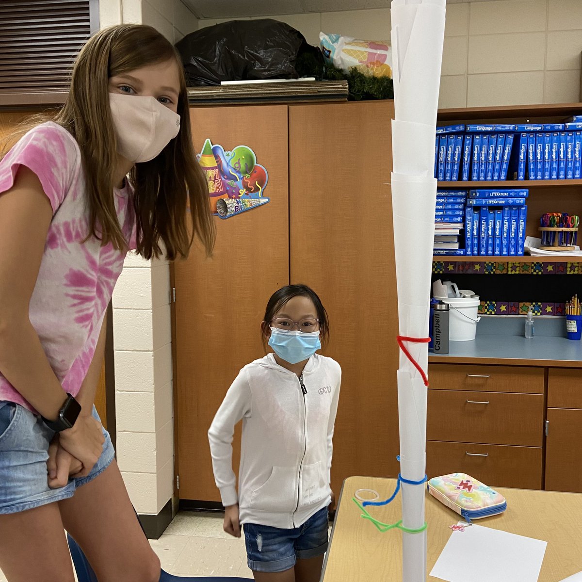 Weststarcenter's tweet photo. 6th Graders practicing team building skills by building paper towers!#ECCS1stWeek https://t.co/WhE1CTkjhC