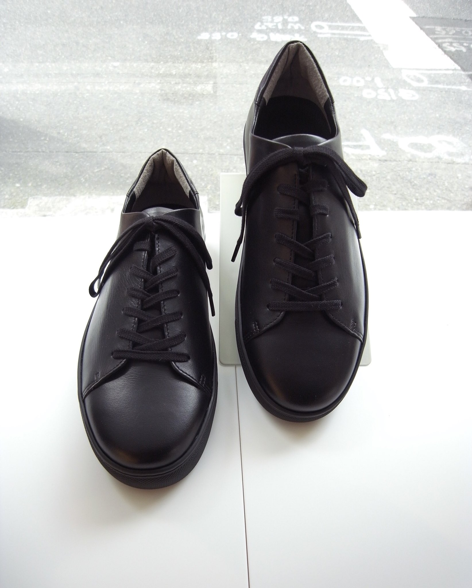 The Black Stand Stands Brightway Giichi ギイチ 日本国内で生産された良質な素材を使用 ミニマルで時代にとらわれない シックなデザイン スタッフ オススメです Theblackstandstans Tbss Black 黒 黒コーデ シンプル シンプルライフ