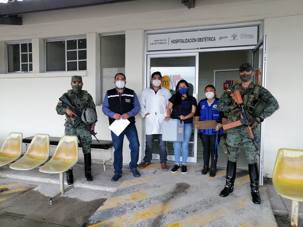 ganrangoc's tweet photo. #JusticiaParaLosTaps estábamos, estamos y estaremos combatiendo el covid19 en primera línea de atención. Por derecho merecemos la estabilidad laboral @CptapsI
@CNTAPSECUADOR https://t.co/6QAEAHwa4F