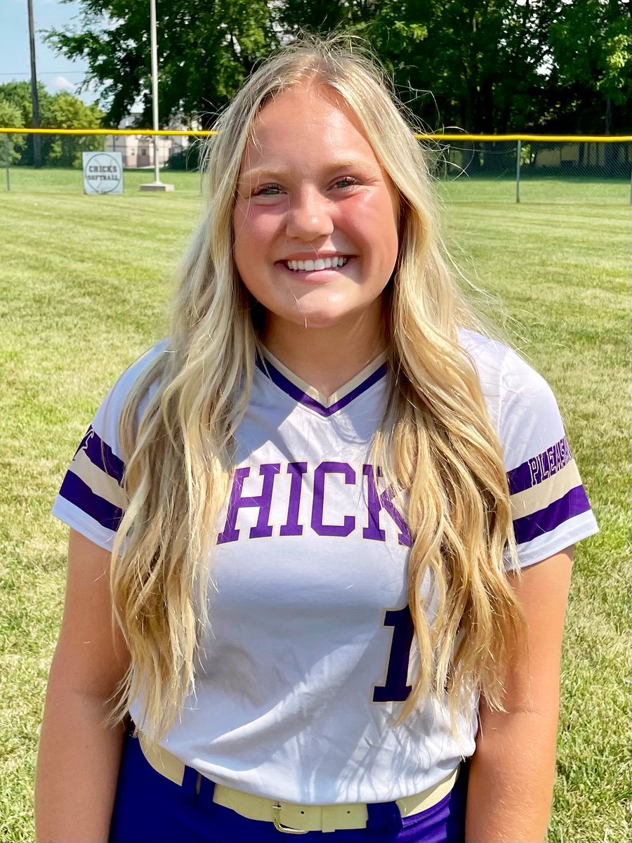 ChristyLReeves's tweet image. With 17 Ks on the night, @BrookeShifflet4, dominated the mound! Keep up the hard work, B!! We are so proud of you! #ChickStrong