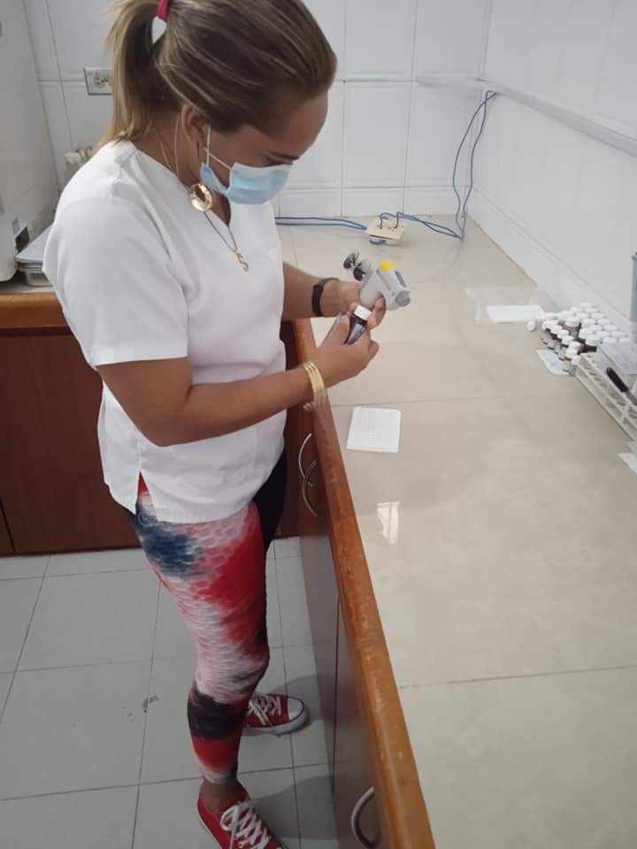 Más de tres décadas, el Centro de Inmunoensayo cuenta con una extensa experiencia en el desarrollo de diagnosticadores y tecnologías para el Sistema Nacional de Salud, los que ofrecen soberanía tecnológica en la prevención, el diagnóstico y el tratamiento de enfermedadesFeliz dia