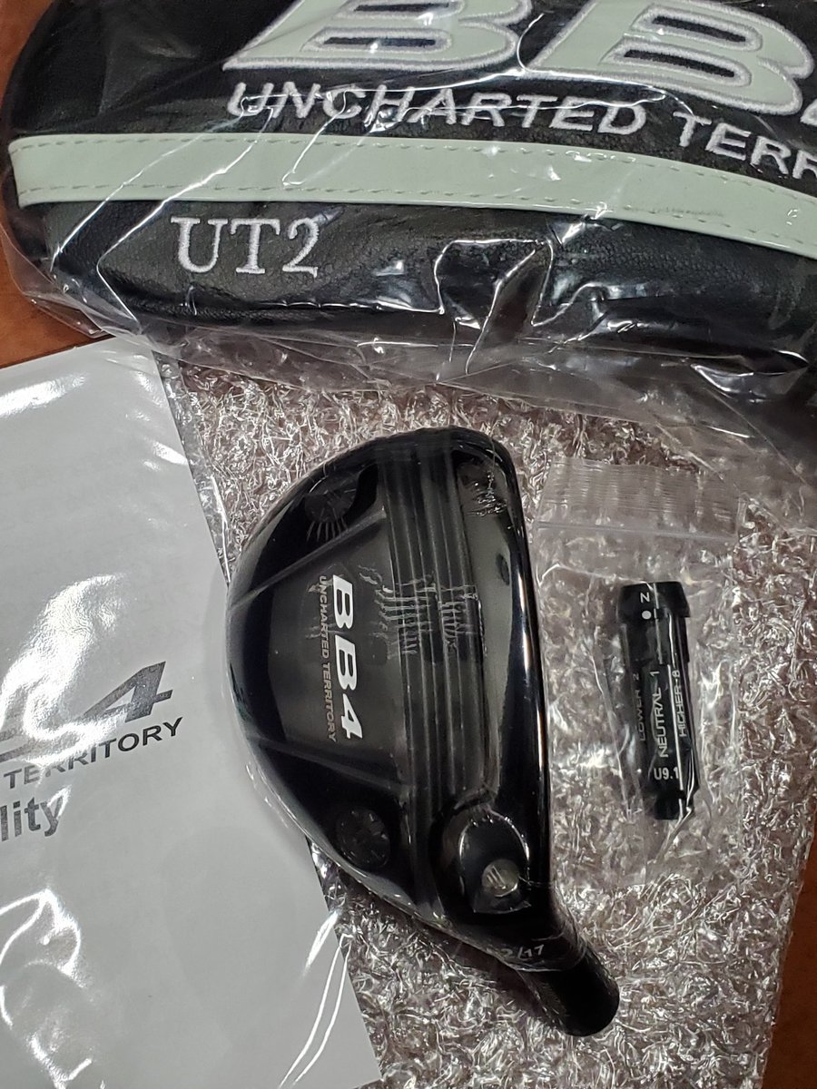 factory_bell's tweet photo. 『BB4 UTILITY✨～TRPX UTILITYSHAFT』
人気のUtility HEAD「BB4」の作製です☀️✨😝
お客様が選ばれたスペックは「2/17°」‼️✨
シャフトはTRPX「UTILITY専用シャフト」🎵✨
グリップは人気のクロス🎵✨😊
#progressgolf
#bb4utility
#trpx
#utilityshaft
#ガラスコーティング https://t.co/fEbVhAdUGe