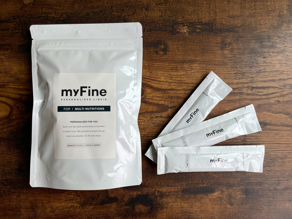 kbridgestone's tweet photo. 液体サプリのサブスク myFineの新しい包装版がきた。
僕の健康はmyFineと、野菜ジュースに依存してます。
飲み物としては新しい体験。
https://t.co/f3LlvujUHC
#myFine https://t.co/GzzGY9NkIo