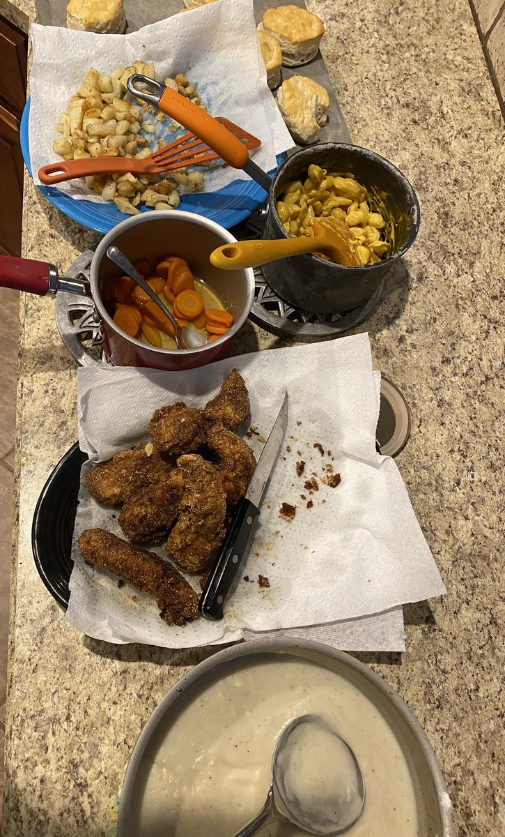 repwes's tweet image. 13 years of marriage and she’s finally upping her cooking game beyond spaghetti!!!