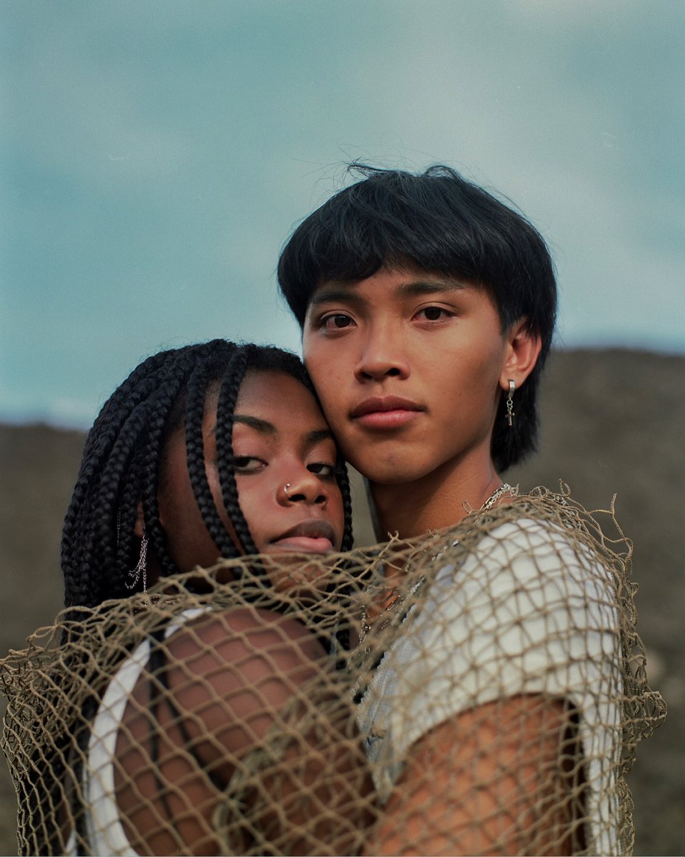 zoelin_'s tweet photo. I would cocoon us if I could. check this post out on my instagram!! @zoeantonietta https://t.co/iWR0fsms8b