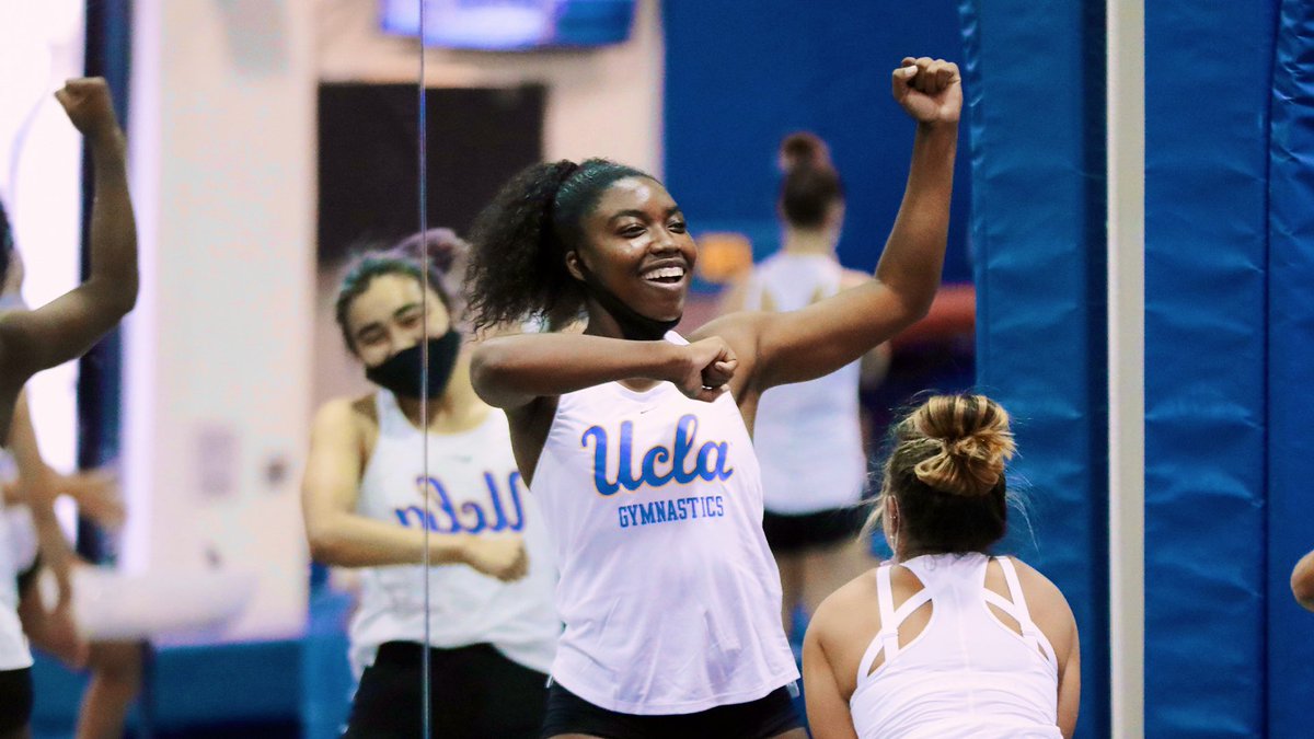 All smiles on the first day of training! 😁💪