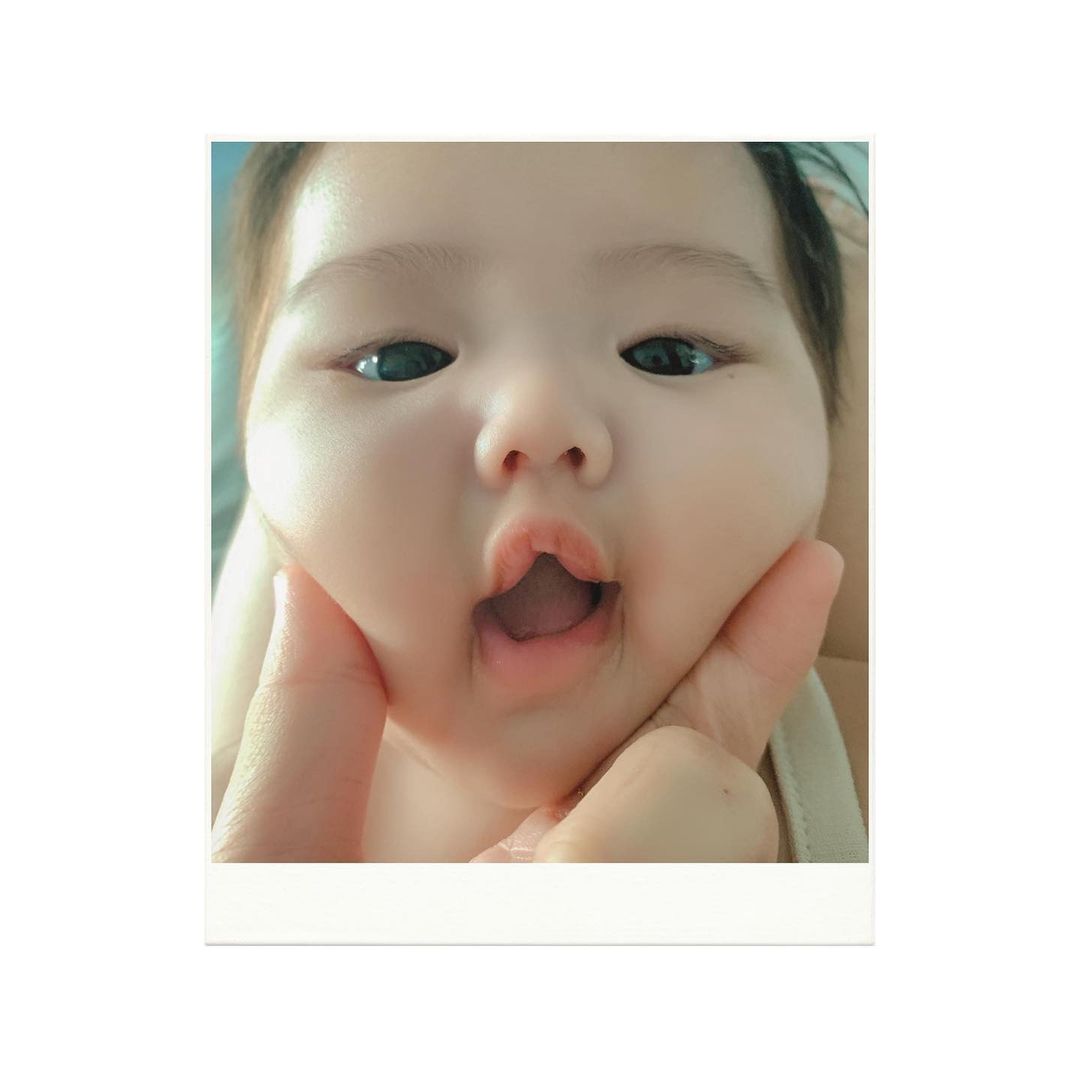 Eu amo minha pequena  caras--