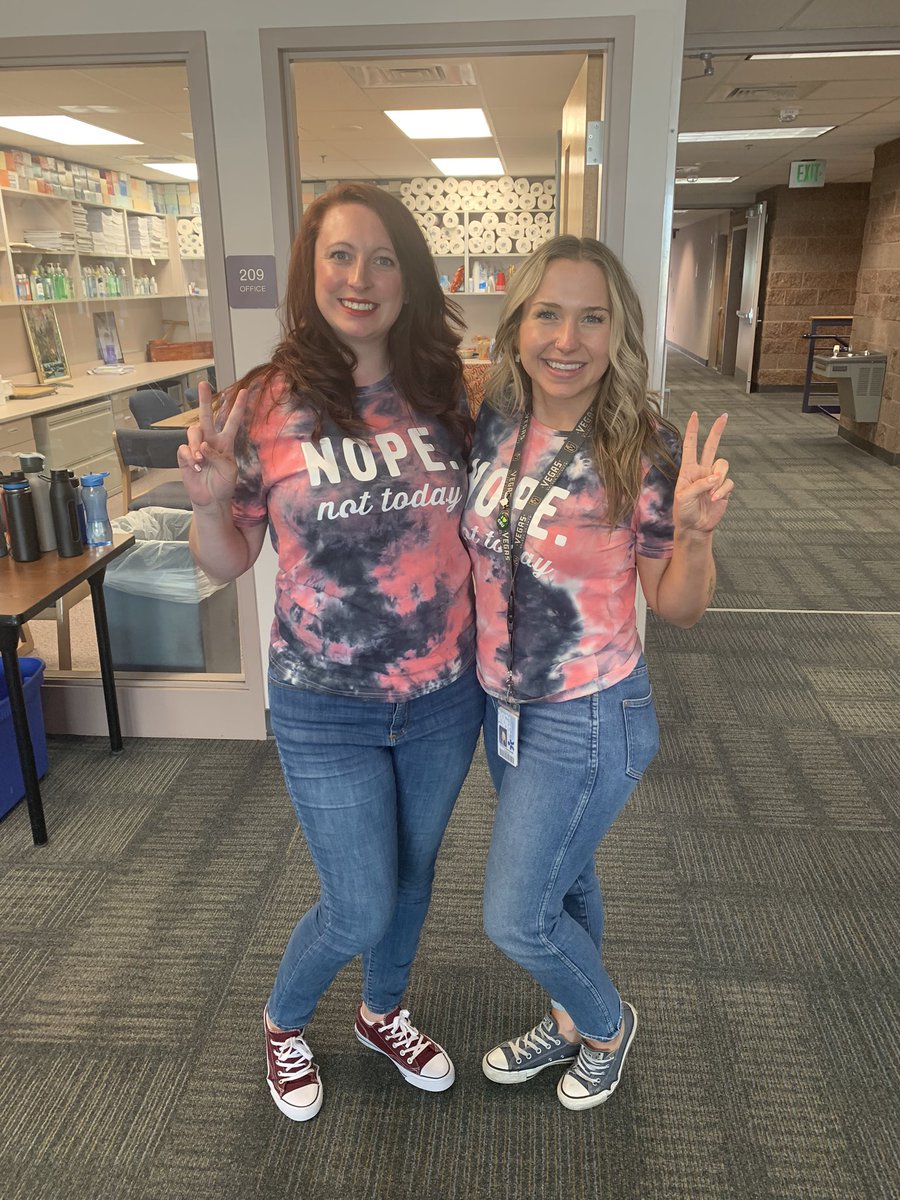 MrsCarsonRVMS's tweet image. Twin spirit! #7Arctic #RanchViewProud #spiritweek