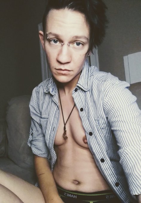 Adding bolo ties to my wishlist https://t.co/mUut6bFbAI<a href="/tag/chaturbate"class="tags"><span>#chaturbate</span></a><a href="/tag/ftm"class="tags"><span>#ftm</span></a>