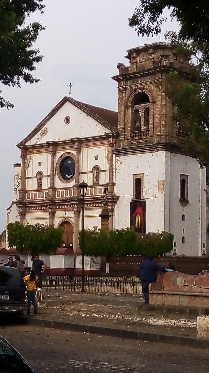 MarisolMj21's tweet photo. #Loquemegustademexico me encanto visitar Michoacan con mis padres, un lugar verdaderamente hermoso y lleno de naturaleza 🌺 https://t.co/gQ72m1ZLuA