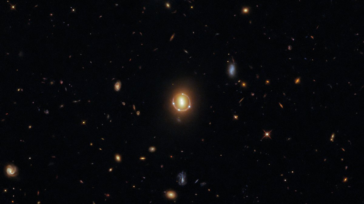 CaraSantaMaria's tweet photo. Stunning new photograph from the Hubble Space Telescope shows a nearly perfect Einstein Ring due to gravitational lensing. 🤩
#HubbleImage #Hubble #EinsteinRing #Astronomy #GravitationalLensing
https://t.co/HHM3oNff3v via @universetoday https://t.co/b5vxQuJcJu
