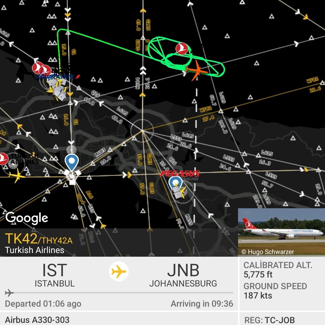 HavaSosyalMedya's tweet photo. Türk Hava Yolları'nın #TK42 İstanbul-Johannesburg seferini gerçekleştiren TC-JOB tescilli A330-300 tipi uçak kalkıştan kısa süre sonra tırmanmayı durdurdu ve şu anda yakıt boşaltıyor.
Uçağın neden geri dönüş yapacağı henüz bilinmiyor. Detaylar geldikçe paylaşmayı sürdüreceğiz. https://t.co/qVpP5U4AGP