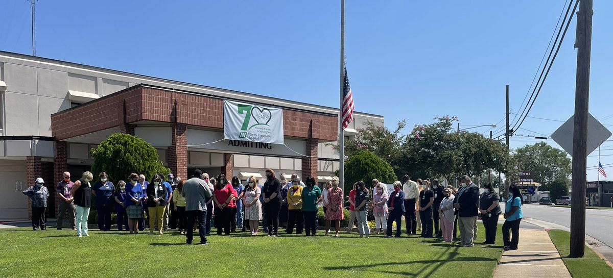 LimestoneCounty's tweet photo. Chairman @CollinDaly6 joined Athens Limestone Hospital and local leaders today at noon, for the Statewide Moment of Silence to remember the 12,000 Alabamians lost from COVID-19, their families, and the healthcare workers caring for all of us. https://t.co/4DCKSIpFts