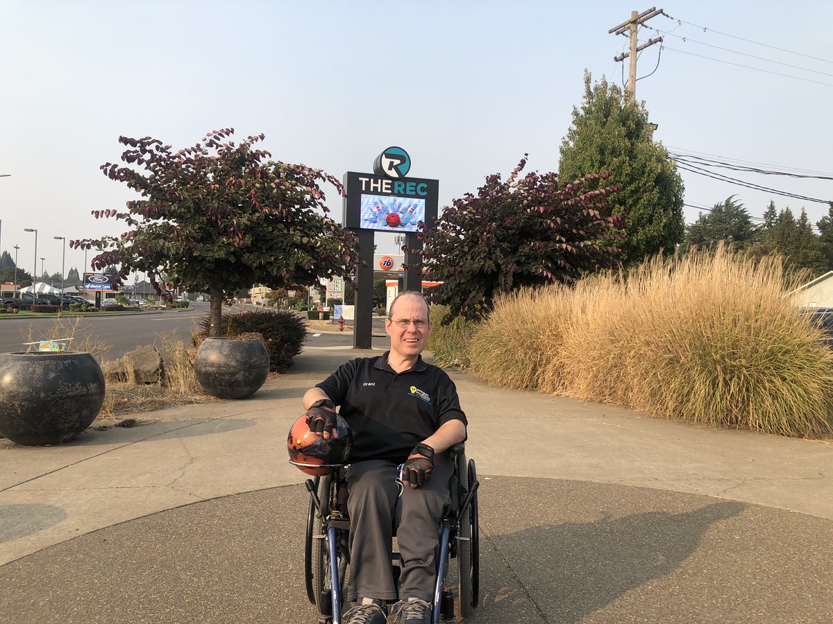 GrantBuehler's tweet photo. Twilighters League Night 1 @welcometotherec
#bowlingleague
#stormnation
#stormbowling
#OregonMobility
#welcometotherec
#keizeroregon https://t.co/CUr1Kzby3K