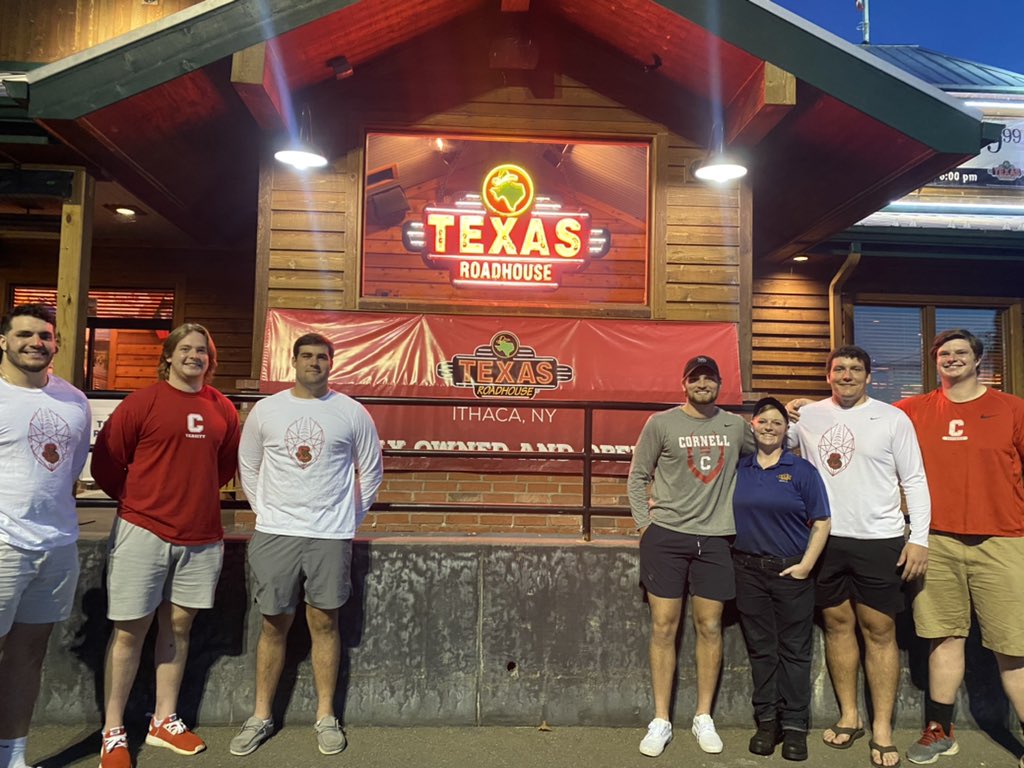 RichieKenney's tweet image. Appreciate the hospitality of @texasroadhouse Ithaca for helping me feed the OL this season! #Mash
