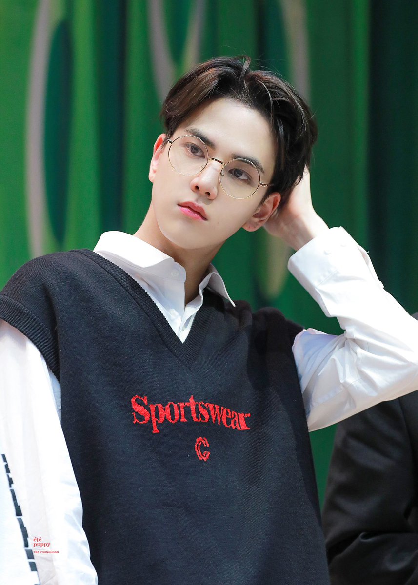 ً (@yhoonzone) on Twitter photo 