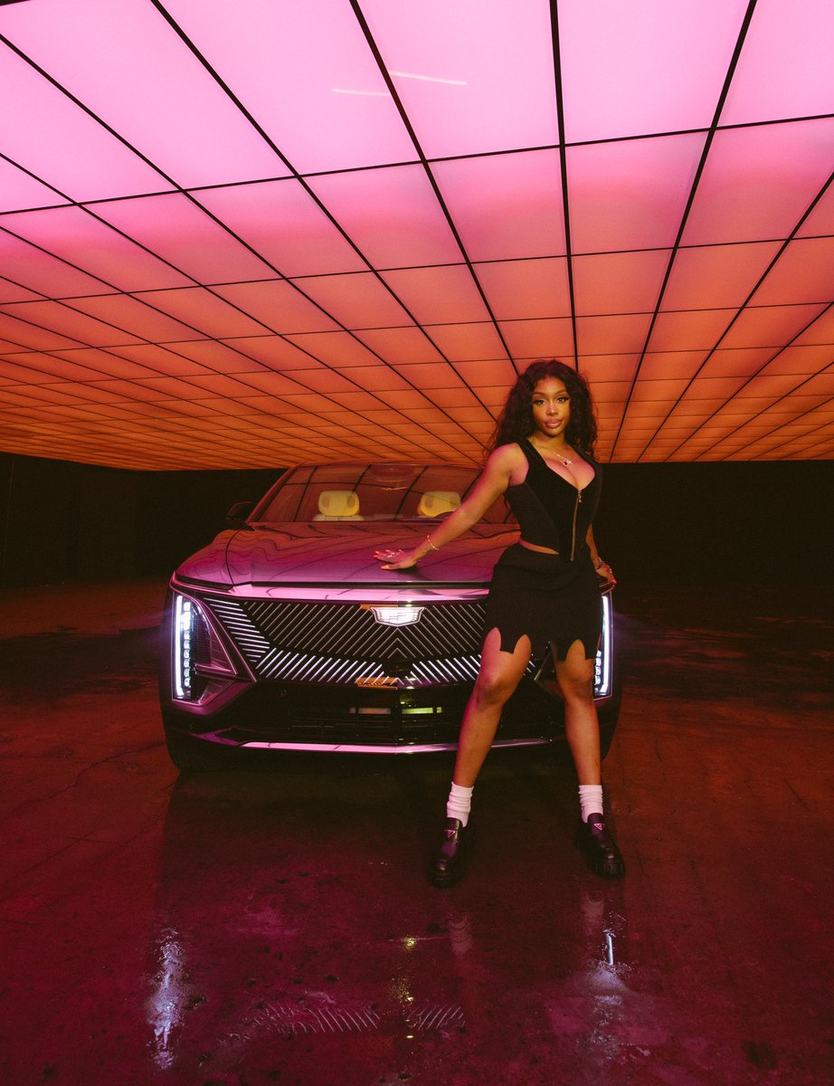 exquisite_eye's tweet photo. lens on SZA for Cadillac. https://t.co/NFXTEVEedG